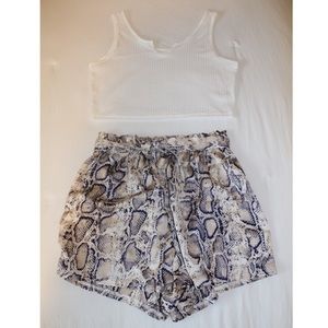 Cute two piece set!